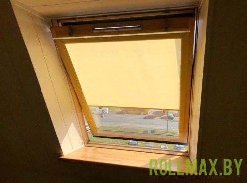 Рольшторы для мансардных окон №02