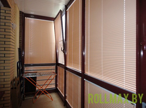 Жалюзи на балкон №02