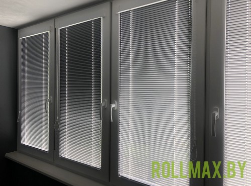 Жалюзи на балкон №15
