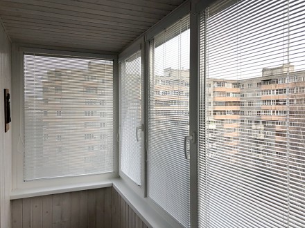 Жалюзи на балкон №12