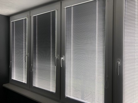 Жалюзи на балкон №15